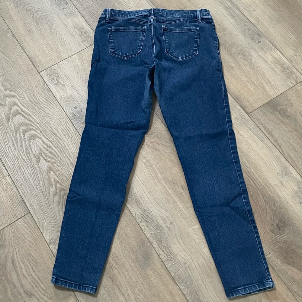 Jeans - Picture 3 of 3
